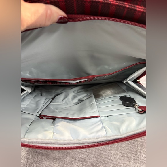 Travelon Crossbody Bag Red Striped Nylon Adjustable Strap Retro Y2K Expandable - Picture 7 of 12